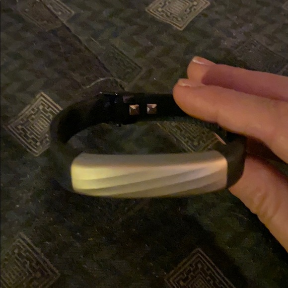 Jawbone UP3 - Picture 7 of 7